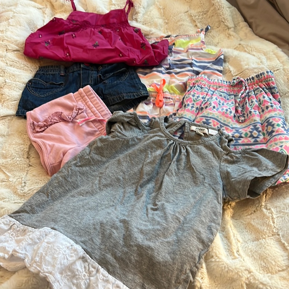 Bundle of Little Girls Summer Clothes 4-6x - Picture 1 of 16